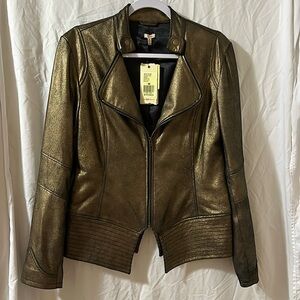 Beautiful & soft Reba leather jacket.